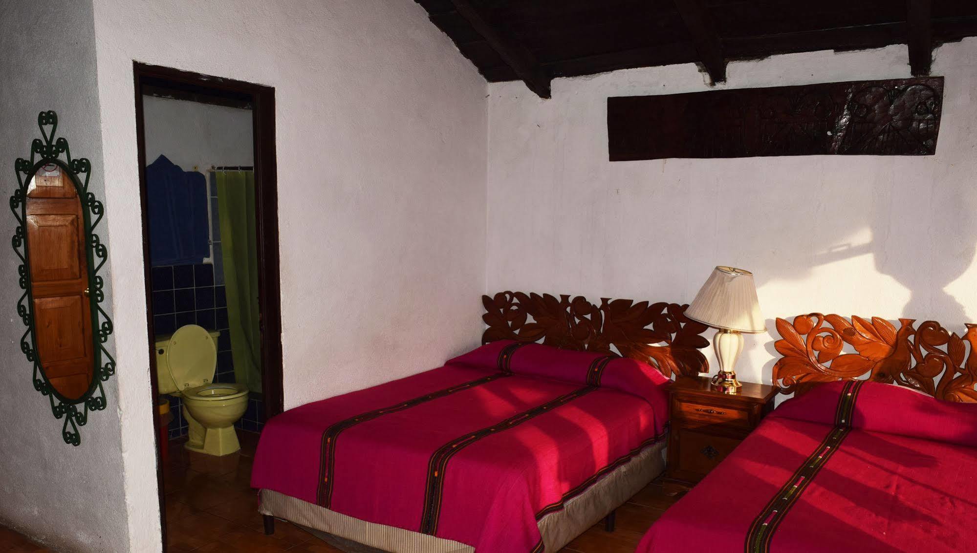 Hotel Playa Linda Panajachel Zewnętrze zdjęcie